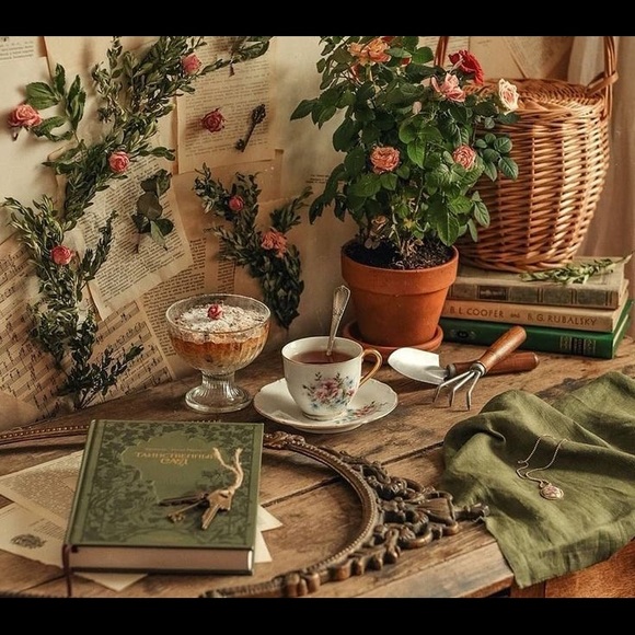 Cottage core mystery Box - Picture 4 of 5